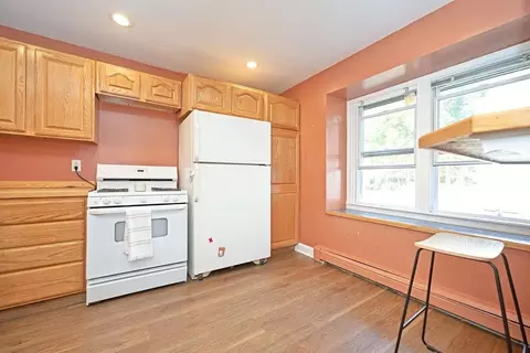 Kitchen - 21 Dartmouth St, Exeter, NH 03833 photo 2 of 6