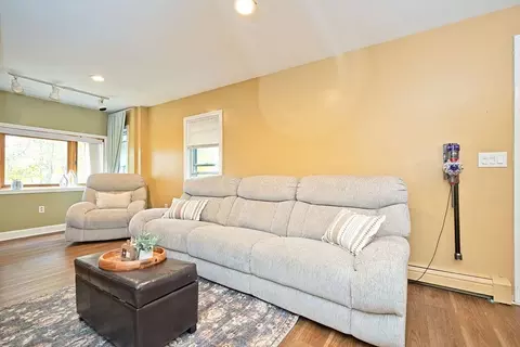 Living - 21 Dartmouth St, Exeter, NH 03833 photo 3 of 3