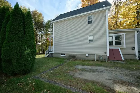 Exterior - 21 Dartmouth St, Exeter, NH 03833 photo 5 of 13