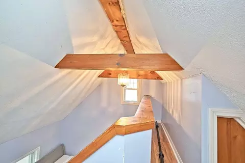 Entry Way - 21 Dartmouth St, Exeter, NH 03833 photo 2 of 2