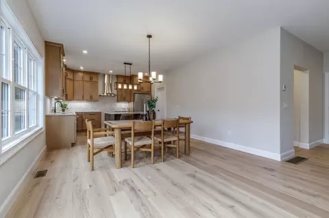 Dining - 11 Campbell Way #5, Windham, NH 03087 photo 1 of 4