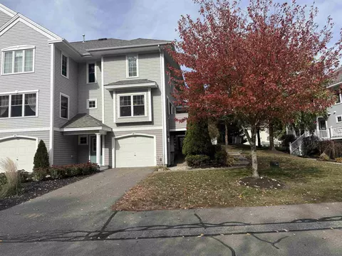 6 Stonewall Way #D, Exeter, NH 03833 photo 2