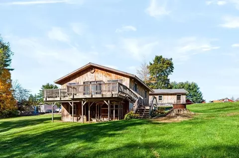 789 Post Rd, Rutland, VT 05701