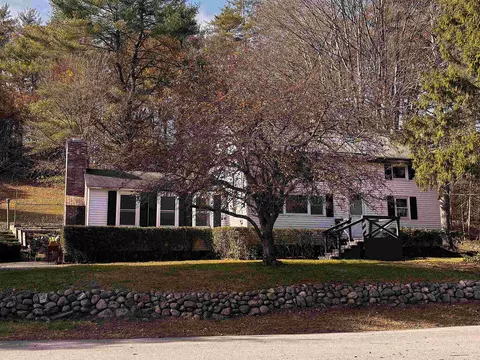 976 Old Westport Rd, Winchester, NH 03470