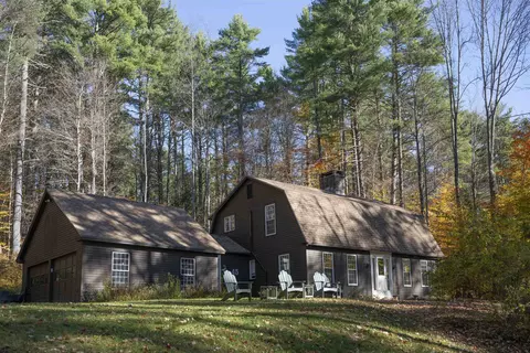 45 Warner Ln, Quechee, VT 05059