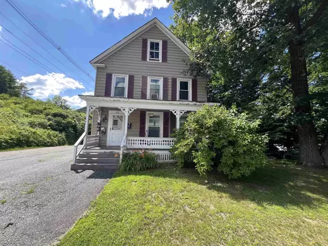 151 Lantern Ln, White River Junction, VT 05001
