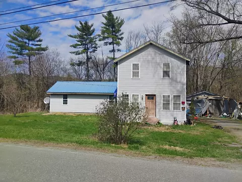 1955 Old River Rd, Hartford, VT 05001