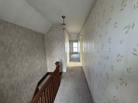 Entry Way - 200 Weeks St, Bennington, VT 05201 photo 1 of 1