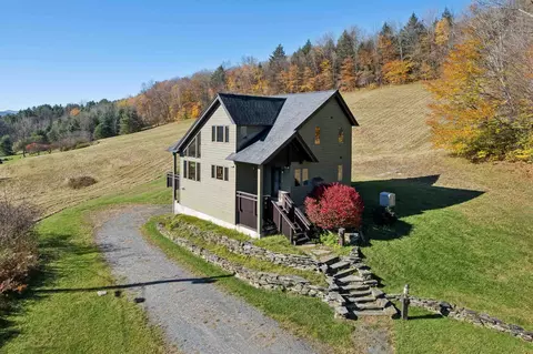993 Russ Hill Rd, Royalton, VT 05068