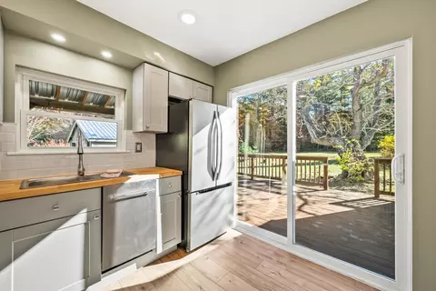 Kitchen - 791 W Side Rd, Bartlett, NH 03812 photo 6 of 6
