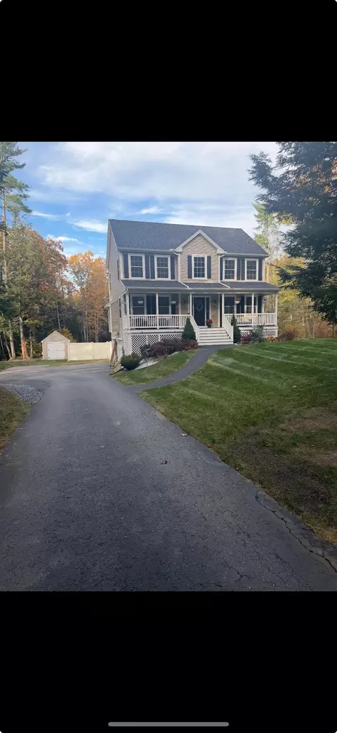 51 Langford Rd, Raymond, NH 03077