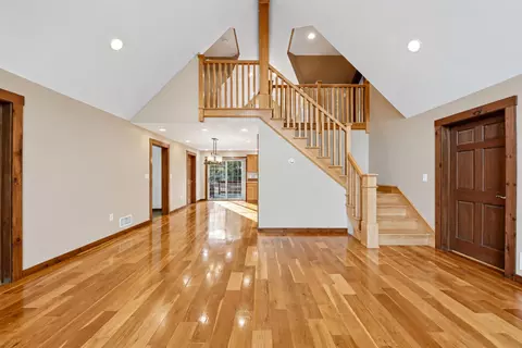 Living - 49 Deerfield Rd, Nottingham, NH 03290 photo 1 of 10