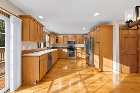 Kitchen - 49 Deerfield Rd, Nottingham, NH 03290 photo 1 of 2