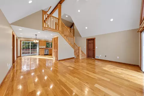 Living - 49 Deerfield Rd, Nottingham, NH 03290 photo 6 of 10