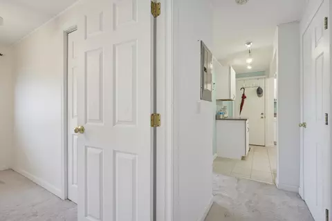 Entry Way - 43 Seabury #43, Hampton, NH 03842 photo 3 of 5
