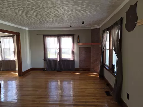 Living - 175 Commercial Ave, Lunenburg, VT 05906 photo 2 of 5