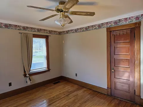 Bedroom - 175 Commercial Ave, Lunenburg, VT 05906 photo 4 of 8
