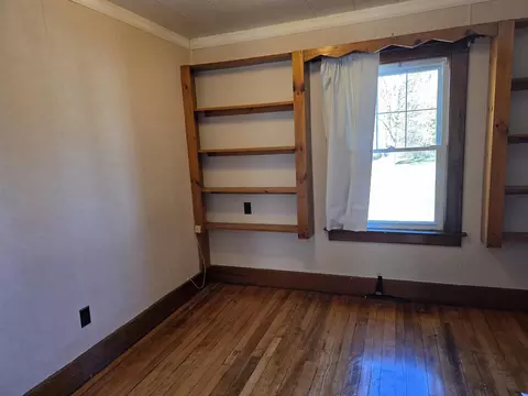 Bedroom - 175 Commercial Ave, Lunenburg, VT 05906 photo 6 of 8