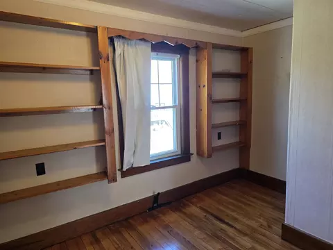 Bedroom - 175 Commercial Ave, Lunenburg, VT 05906 photo 7 of 8