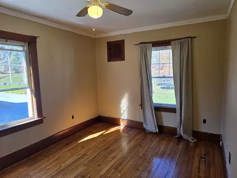 Bedroom - 175 Commercial Ave, Lunenburg, VT 05906 photo 2 of 8
