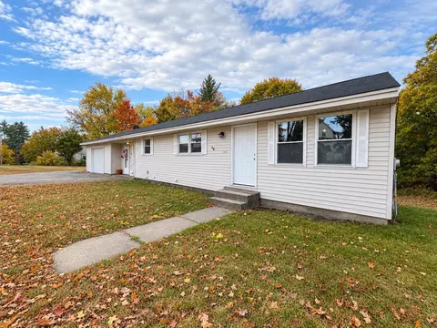 446 Mast Rd, Manchester, NH 03102