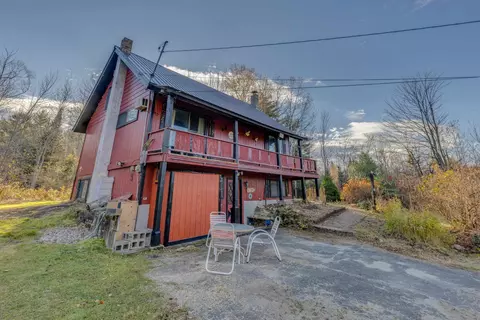 Exterior - 3717 Main St, Bethlehem, NH 03574 photo 8 of 9