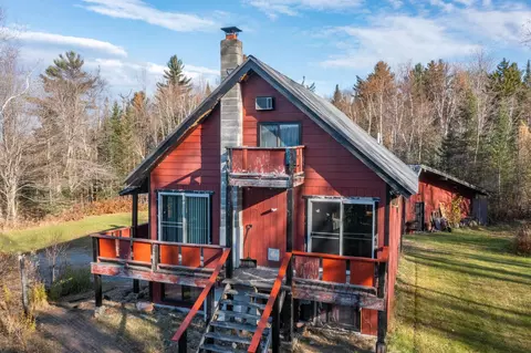 Exterior - 3717 Main St, Bethlehem, NH 03574 photo 9 of 9