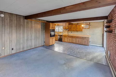 Living - 3717 Main St, Bethlehem, NH 03574 photo 5 of 6