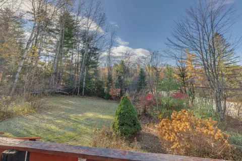 Exterior - 3717 Main St, Bethlehem, NH 03574 photo 3 of 9