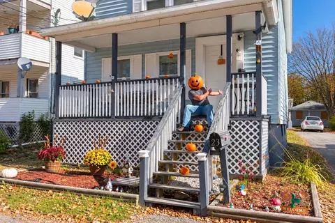 23 Webster St, Winchendon, MA 01475