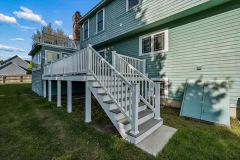 Exterior - 33 Londonderry Rd, Windham, NH 03087 photo 6 of 12