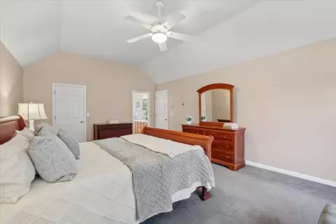 Bedroom - 33 Londonderry Rd, Windham, NH 03087 photo 3 of 9