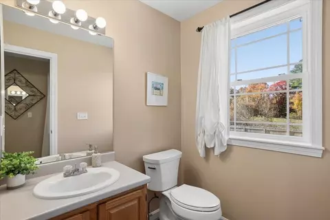 Bath - 33 Londonderry Rd, Windham, NH 03087 photo 1 of 3