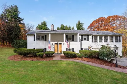 15 Blueberry Ln, Northfield, NH 03276