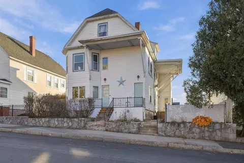 91 Youville St, Manchester, NH 03102