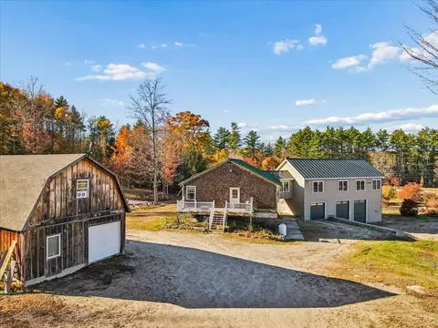 Exterior - 449 N Wakefield Rd, Wolfeboro, NH 03894 photo 2 of 9