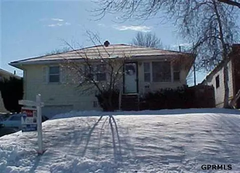 4071 E St, Omaha, NE 68107 photo 1