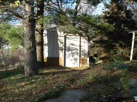 2406 Chandler Rd E, Bellevue, NE 68005 photo 9