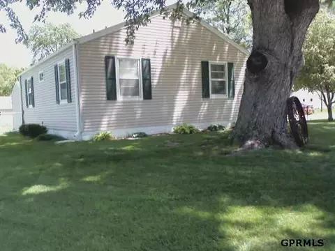 700 Sherman St, Scribner, NE 68057 photo 2