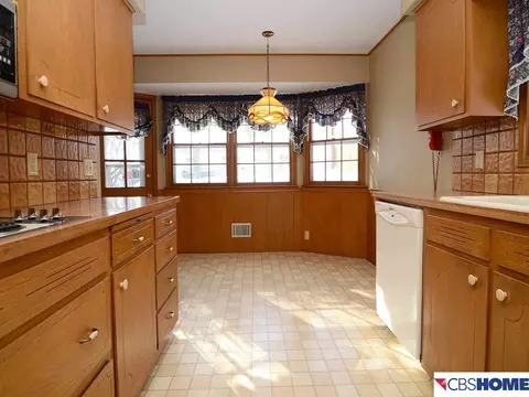11829 Cedar, Omaha, NE 68144 photo 6