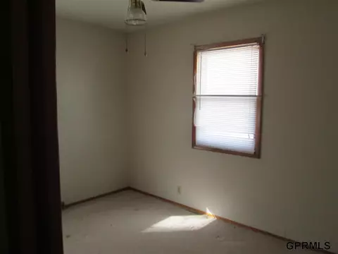 265 Locust St, Springfield, NE 68059 photo 10