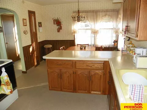 565 S 7th, Lyons, NE 68038 photo 10