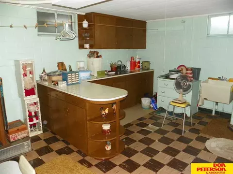 565 S 7th, Lyons, NE 68038 photo 3
