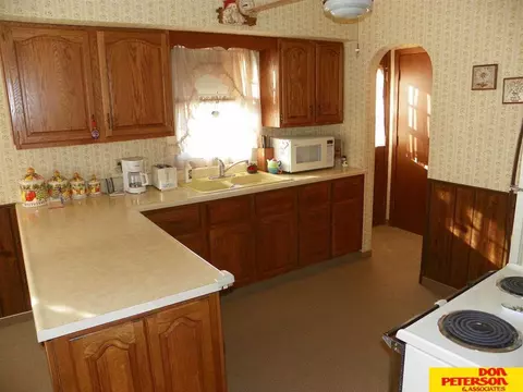 565 S 7th, Lyons, NE 68038 photo 8