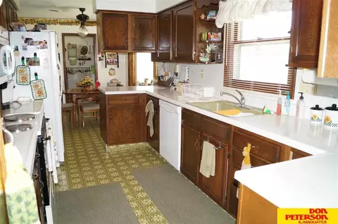 400 N 5th, Lyons, NE 68038 photo 3