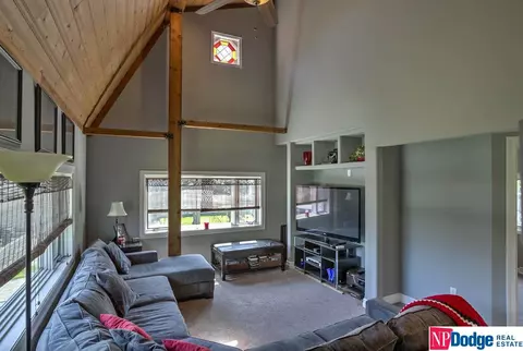 201 S Front St, Waterloo, NE 68069 photo 8