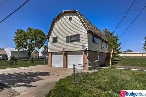 201 S Front St, Waterloo, NE 68069 photo 2