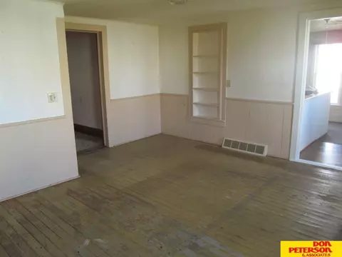 240 State, Lyons, NE 68038 photo 9