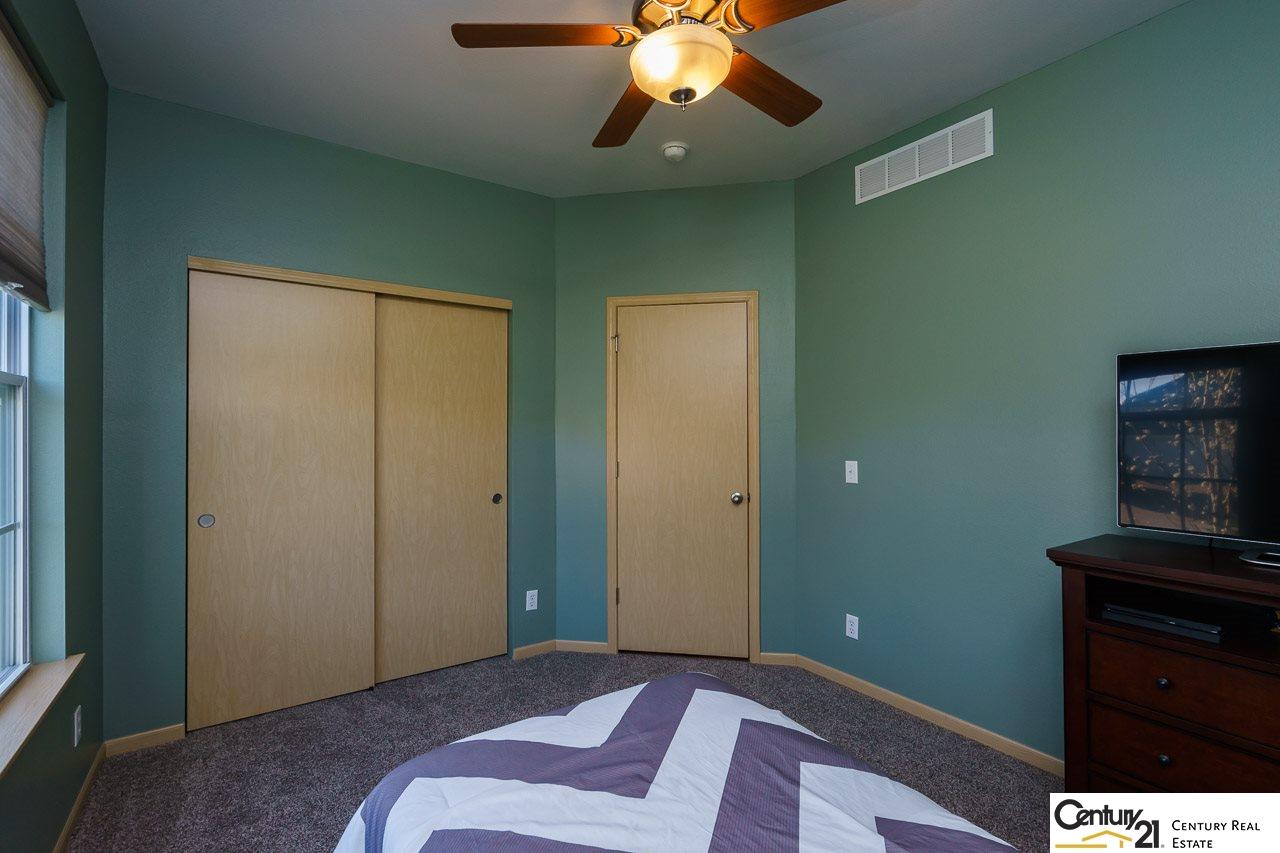 14890 Eagle St, Bennington, NE 68007 photo 24