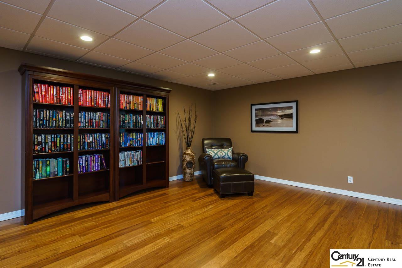 14890 Eagle St, Bennington, NE 68007 photo 30